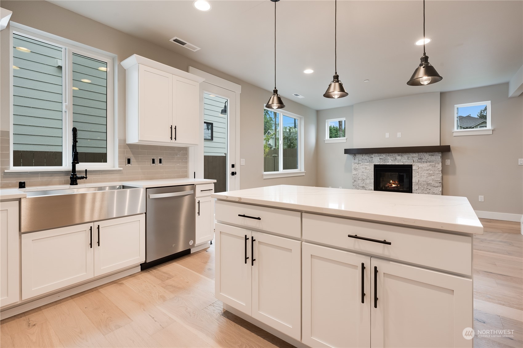 18532 Meridian Avenue South, Unit CR 07 Bothell, WA 98012 - Photo 11 of 27