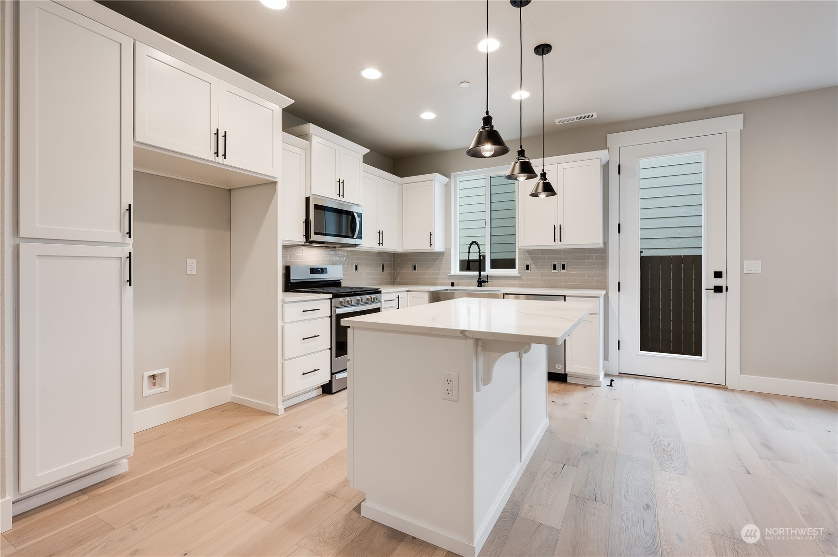 18532 Meridian Avenue South, Unit CR 07 Bothell, WA 98012 - Photo 13 of 27
