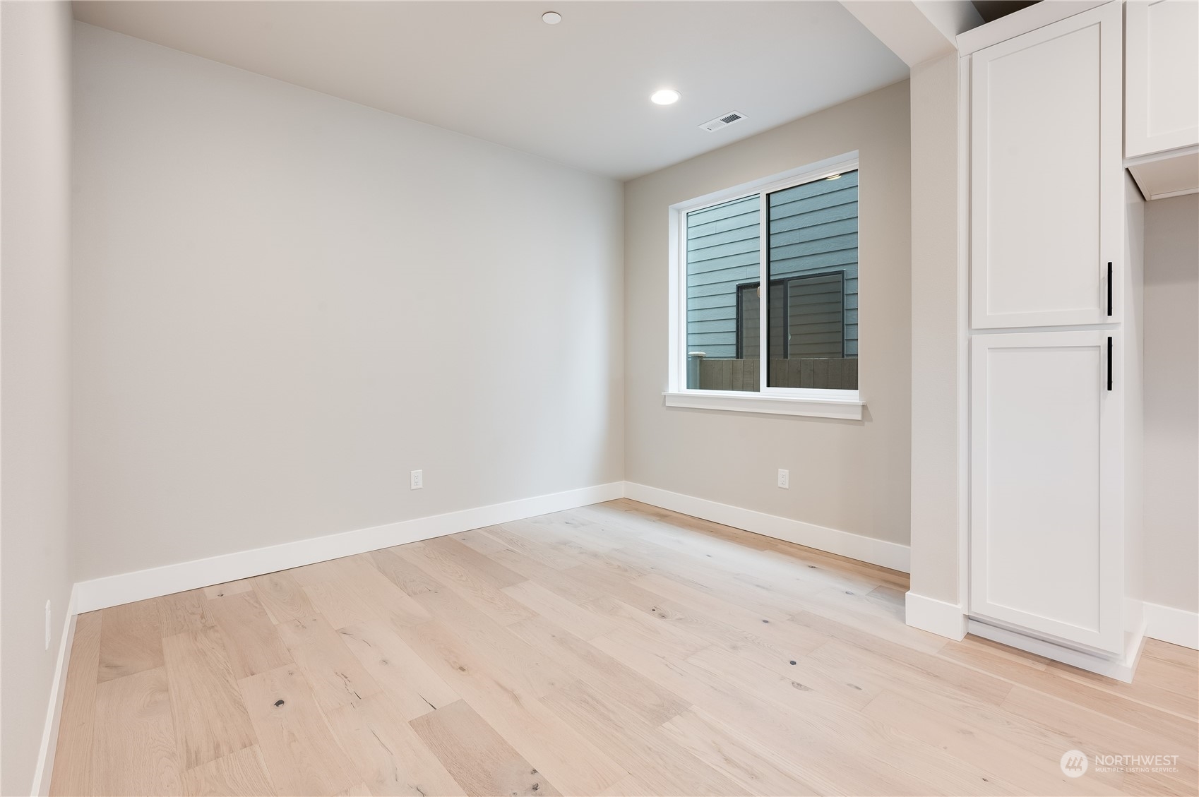 18532 Meridian Avenue South, Unit CR 07 Bothell, WA 98012 - Photo 9 of 27