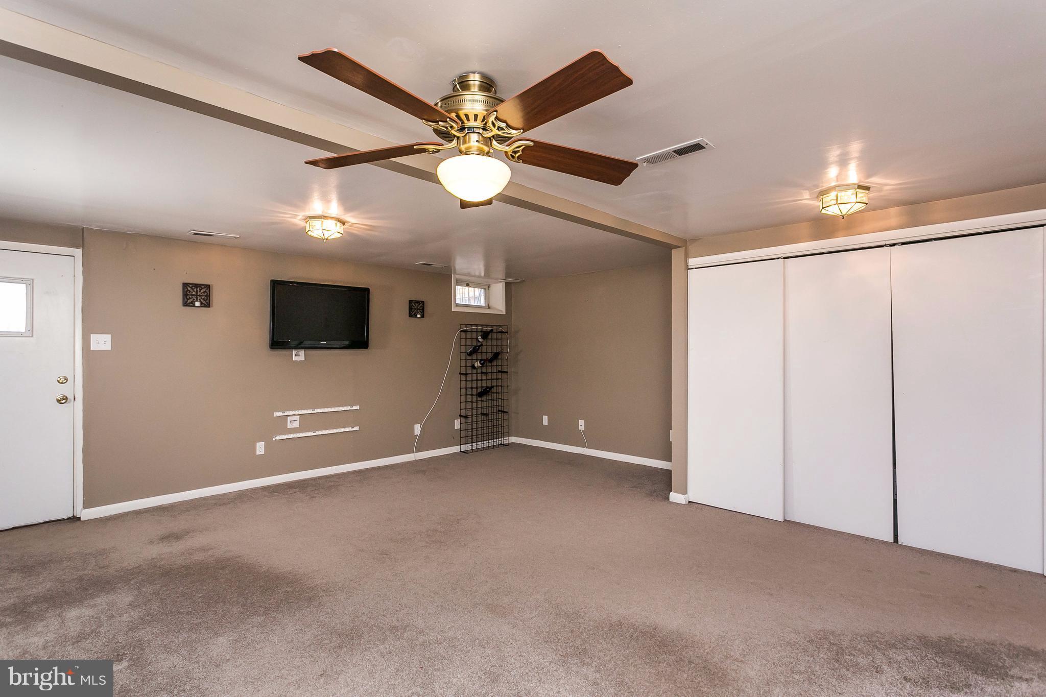 34 Bellfalls Way Baltimore, MD 21236 - Photo 20 of 30 Wall to wall carpeting in Basement!