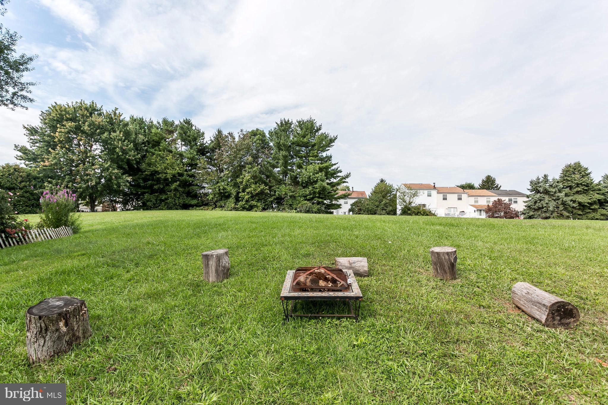 34 Bellfalls Way Baltimore, MD 21236 - Photo 28 of 30 Fire Pit in back yard!
