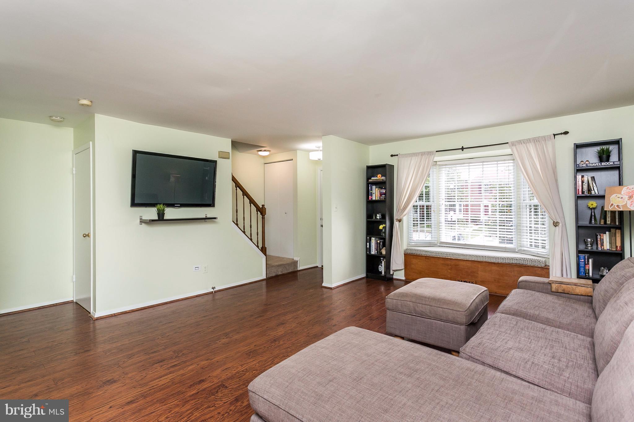 34 Bellfalls Way Baltimore, MD 21236 - Photo 4 of 30 Family Room-Loads of space!