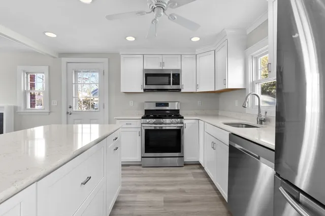 $750,000 | 34 Foster Drive, Beverly, MA 01915