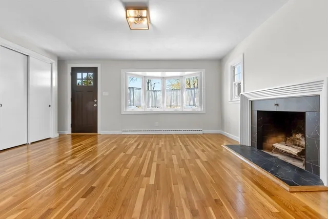 $750,000 | 34 Foster Drive, Beverly, MA 01915