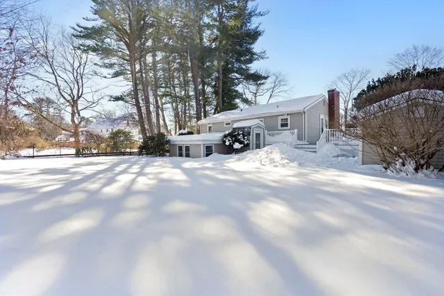 $750,000 | 34 Foster Drive, Beverly, MA 01915
