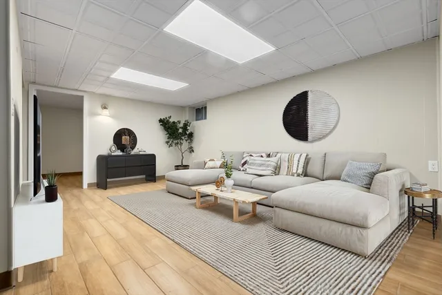 $750,000 | 34 Foster Drive, Beverly, MA 01915