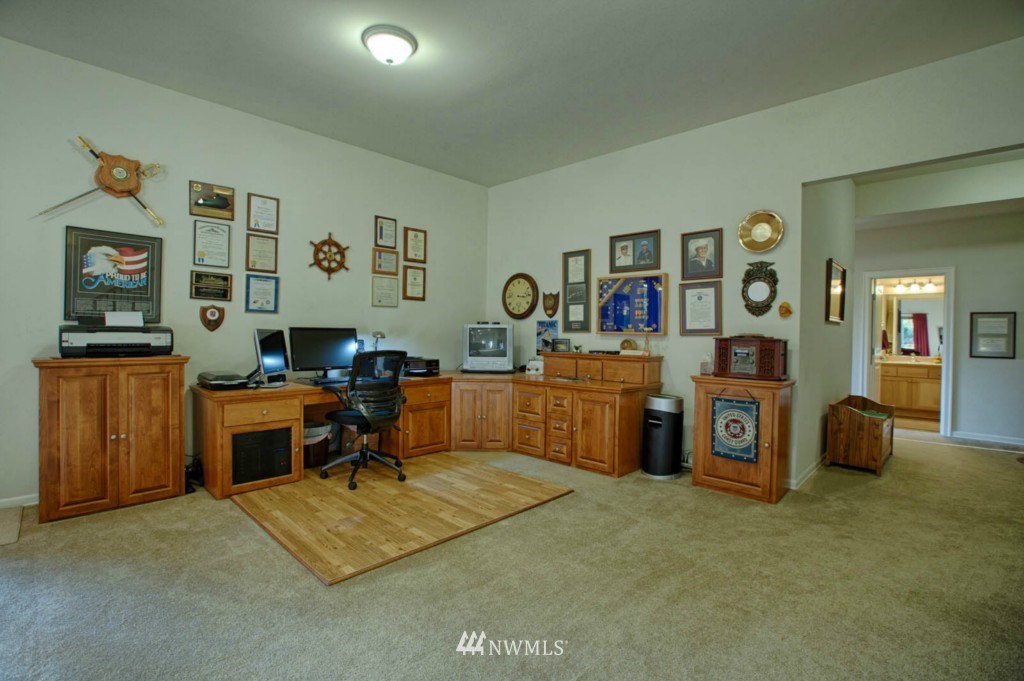 20725 Southeast 162nd Way Renton, WA 98059 - Photo 14 of 15
