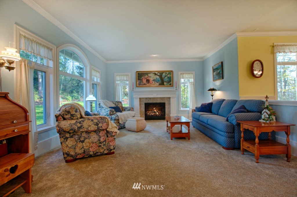 20725 Southeast 162nd Way Renton, WA 98059 - Photo 3 of 15