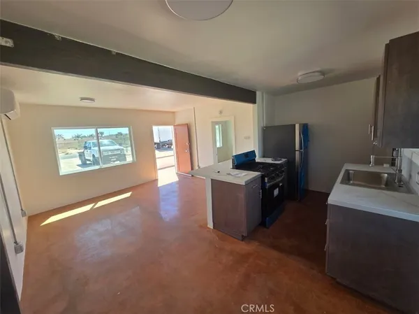 $1,250 | 6418 Cienega Drive, Twentynine Palms, CA 92277