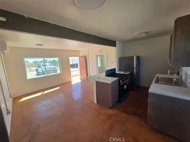 $1,250 | 6418 Cienega Drive, Twentynine Palms, CA 92277
