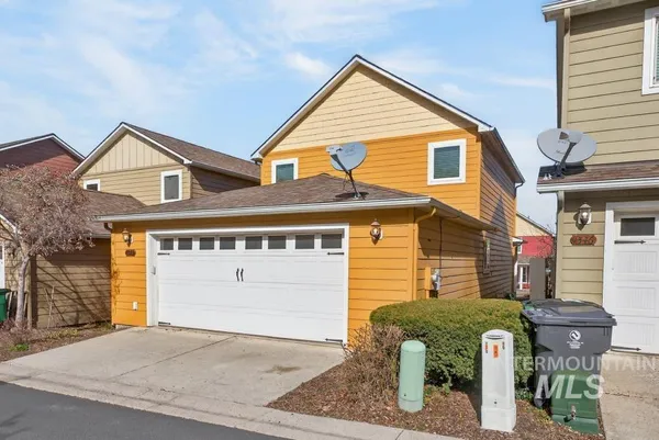 $390,000 | 1342 Bristol Road, Moscow, ID 83843