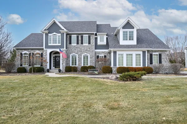 $1,100,000 | 1260 4 Winds Way, Hartland, WI 53029