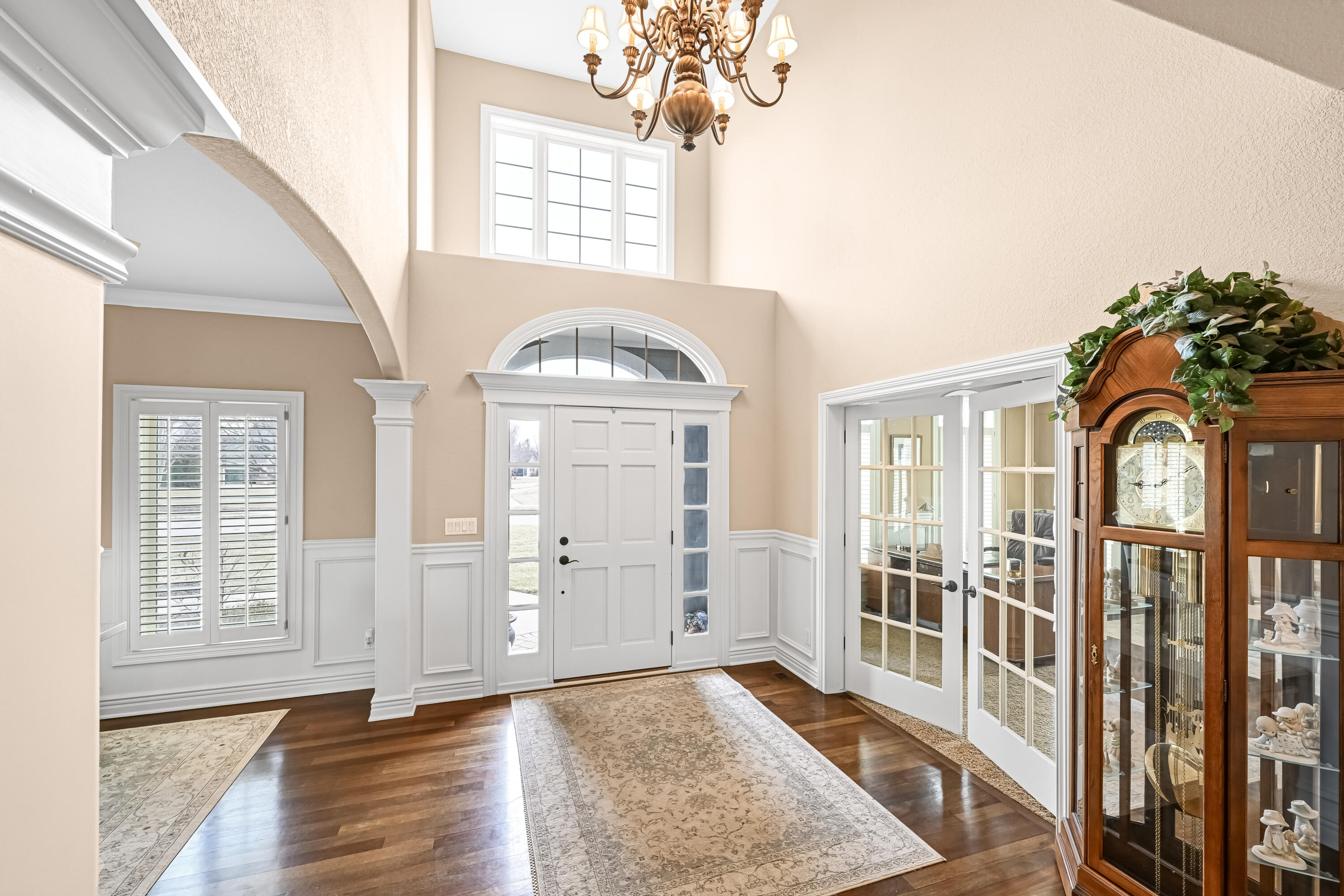 1260 4 Winds Way Hartland, WI 53029 - Photo 13 of 56 Open Foyer