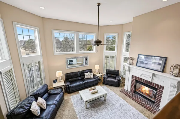 $1,100,000 | 1260 4 Winds Way, Hartland, WI 53029