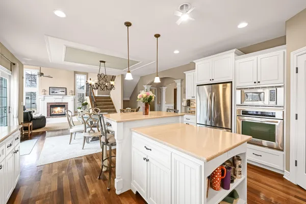 $1,100,000 | 1260 4 Winds Way, Hartland, WI 53029