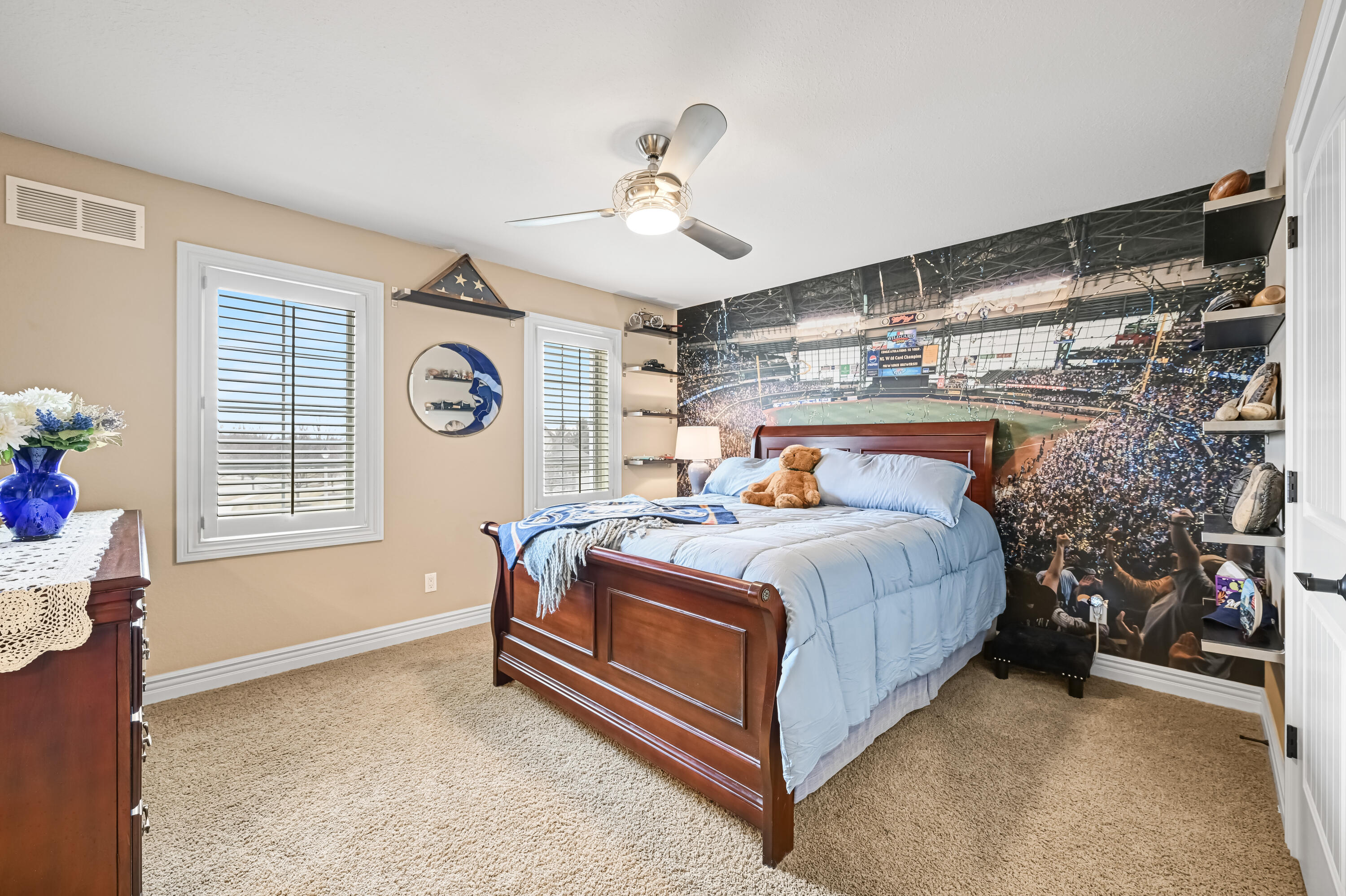 1260 4 Winds Way Hartland, WI 53029 - Photo 34 of 56 Bedroom