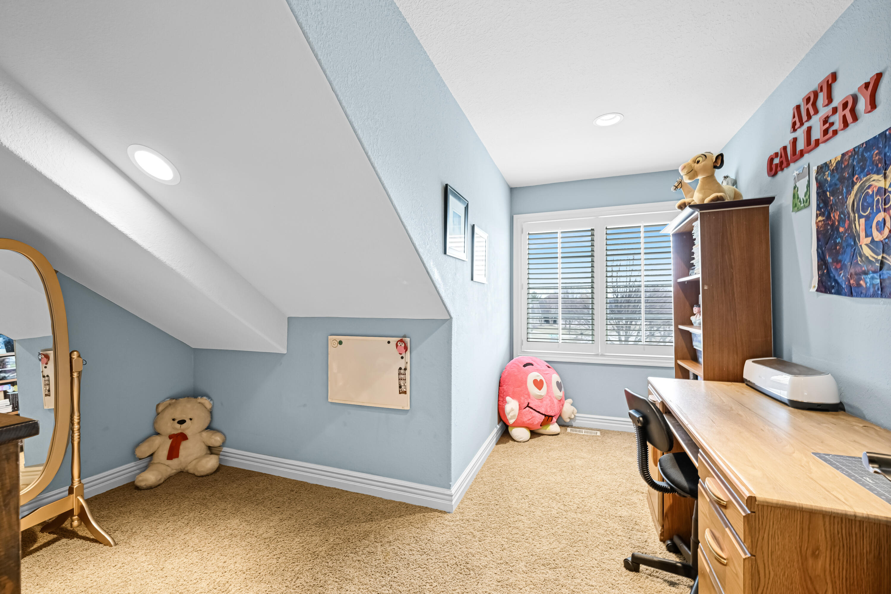 1260 4 Winds Way Hartland, WI 53029 - Photo 39 of 56 Bedroom