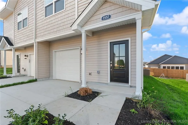 $224,900 | 1557 Cypress Cove Northwest, Corydon, IN 47112