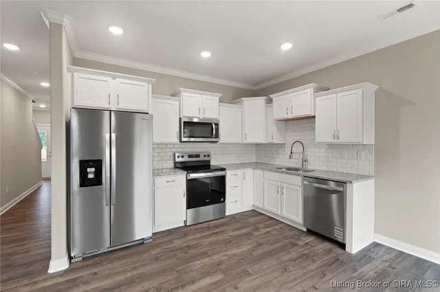 $224,900 | 1557 Cypress Cove Northwest, Corydon, IN 47112