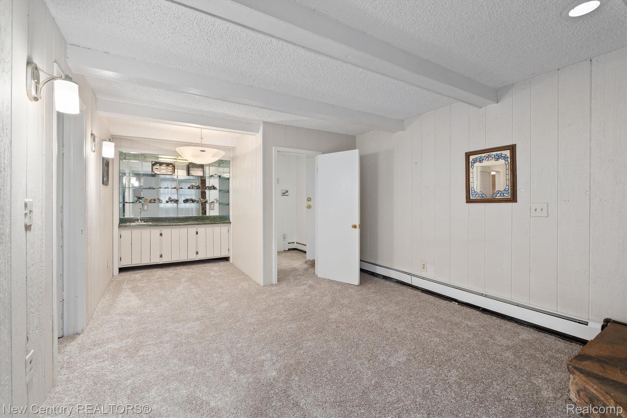 6210 Waldon Road Clarkston, MI 48346 - Photo 18 of 54 Gallery Image 18