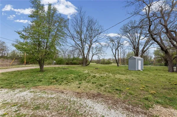 $185,000 | 846 South Olive Street, Ottawa, KS 66067
