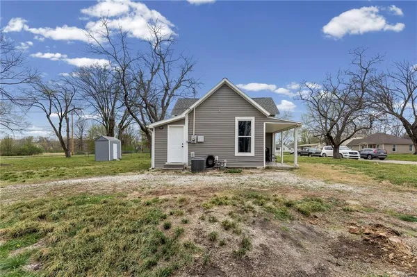 $185,000 | 846 South Olive Street, Ottawa, KS 66067