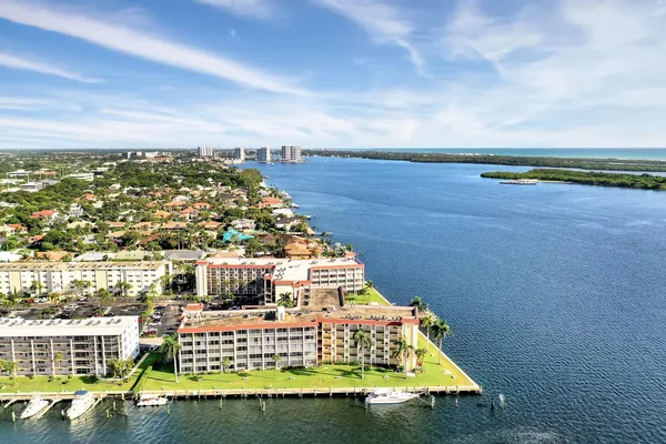 $4,000 | 100 Paradise Harbour Boulevard, Unit 408, North Palm Beach, FL 33408