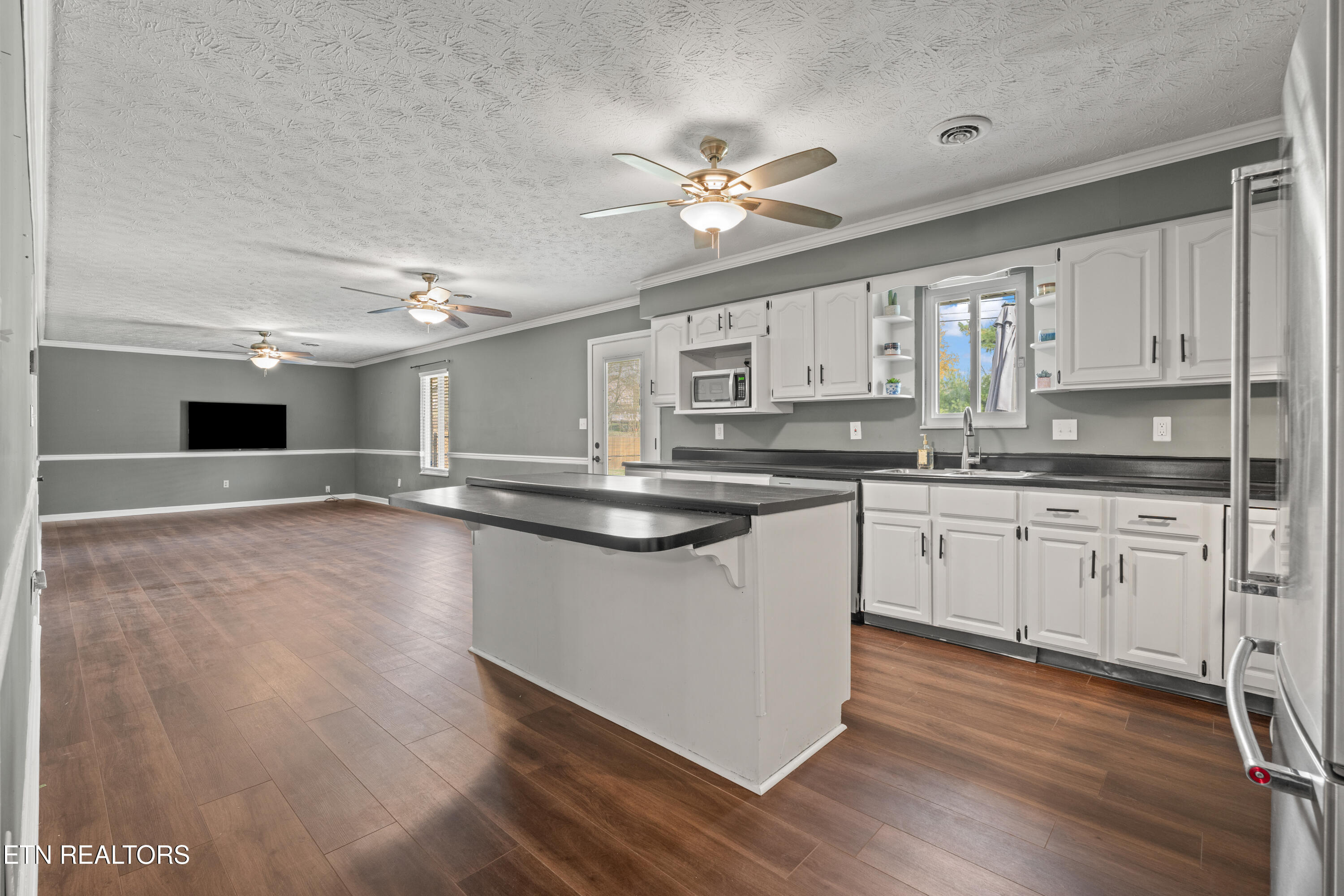 3020 Shropshire Boulevard Powell, TN 37849 - Photo 12 of 42 3020ShropshireBlvd-29