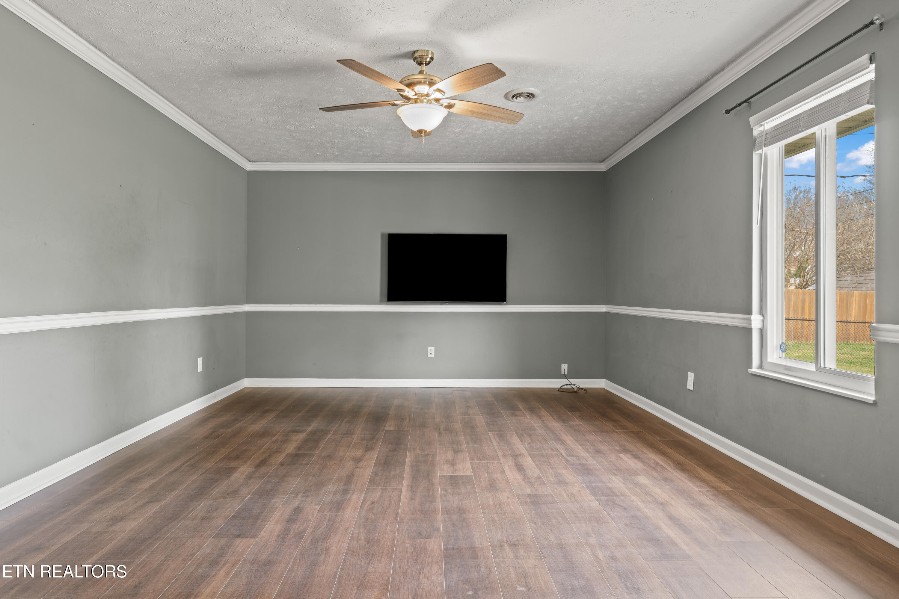 3020 Shropshire Boulevard Powell, TN 37849 - Photo 17 of 42 3020ShropshireBlvd-30