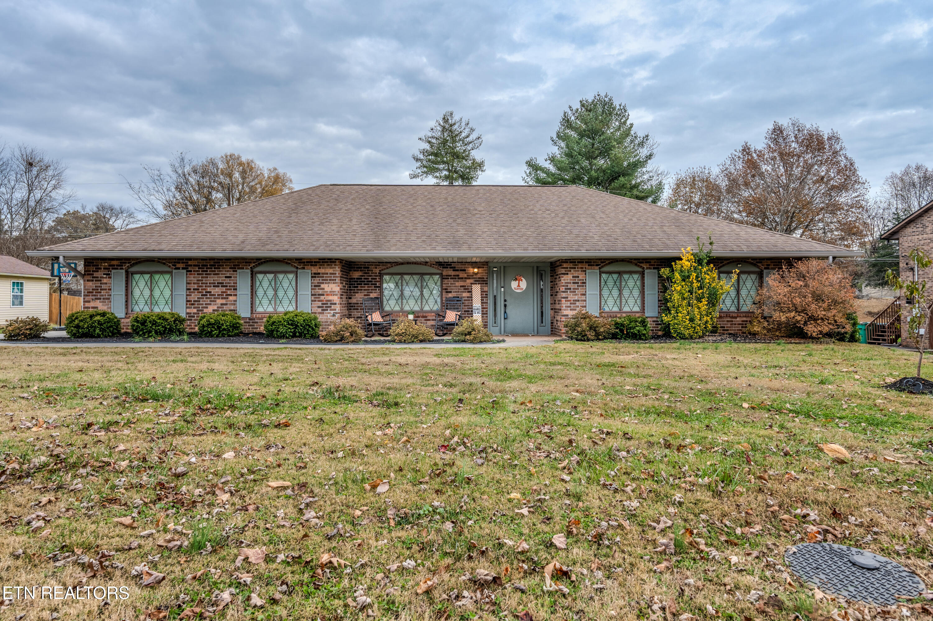 3020 Shropshire Boulevard Powell, TN 37849 - Photo 2 of 42 3020ShropshireBlvd-1