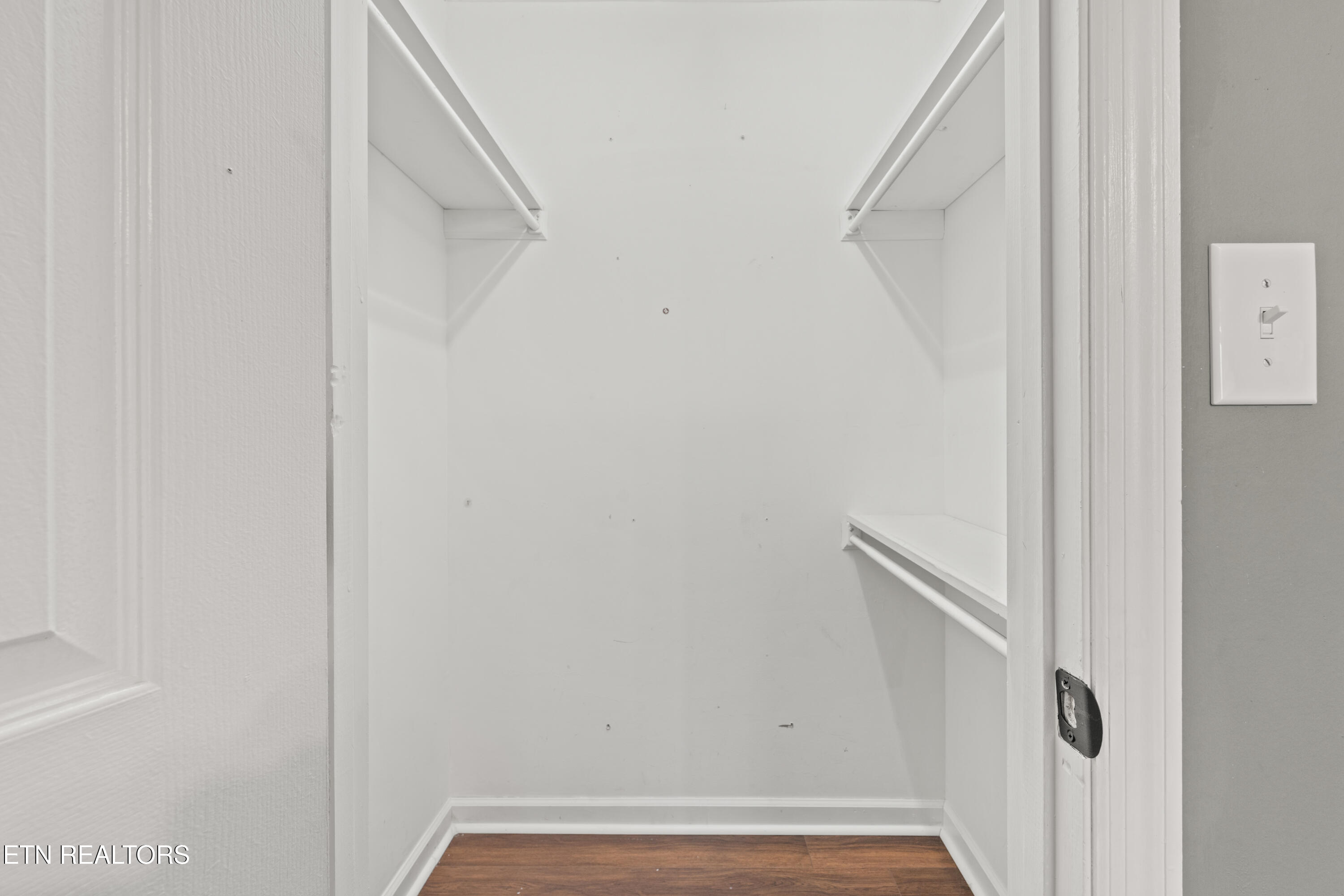 3020 Shropshire Boulevard Powell, TN 37849 - Photo 23 of 42 3020ShropshireBlvd-20