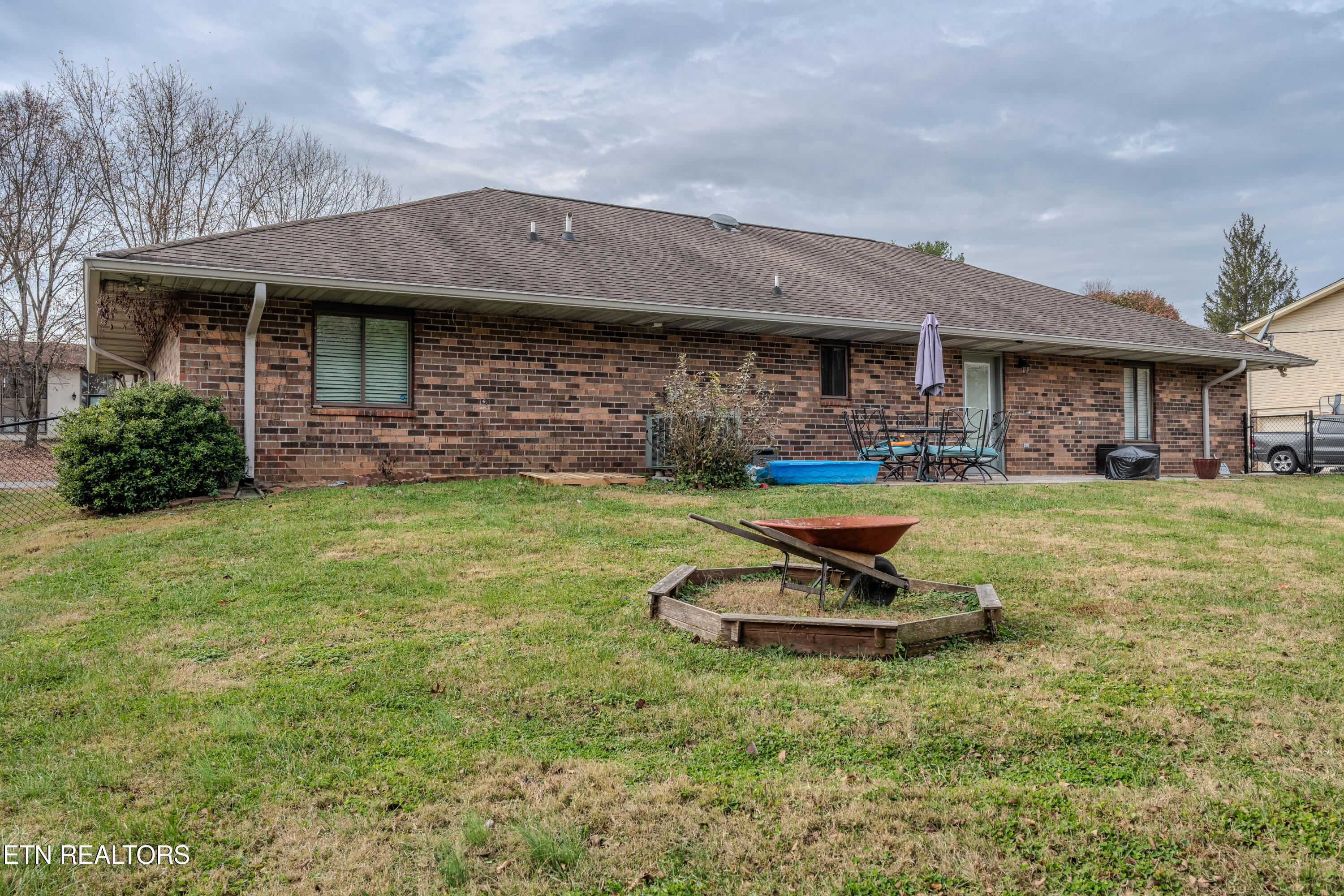 3020 Shropshire Boulevard Powell, TN 37849 - Photo 41 of 42 3020ShropshireBlvd-39