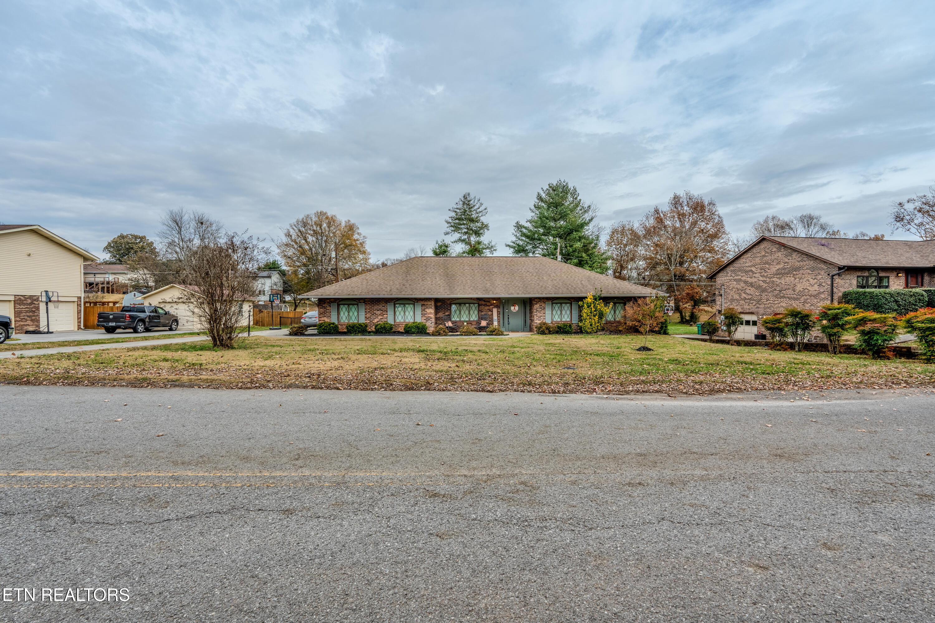 3020 Shropshire Boulevard Powell, TN 37849 - Photo 42 of 42 3020ShropshireBlvd-3