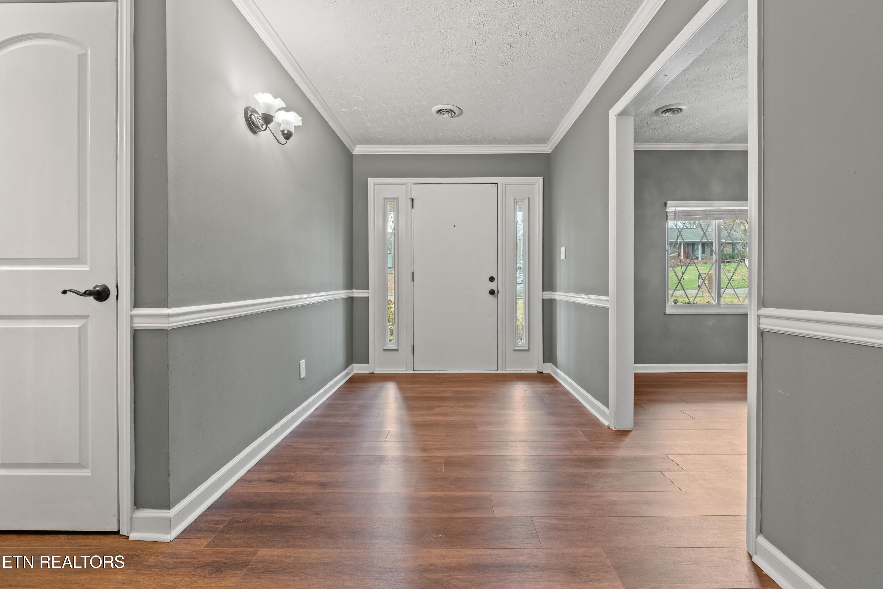 3020 Shropshire Boulevard Powell, TN 37849 - Photo 10 of 42 3020ShropshireBlvd-9