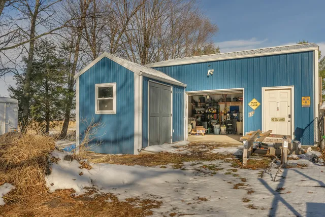 $259,900 | 4228 North 400th Street East, Wheatfield, IN 46392