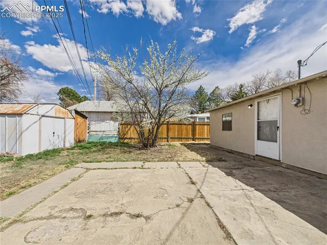 $214,900 | 205 West 21st Street, Pueblo, CO 81003
