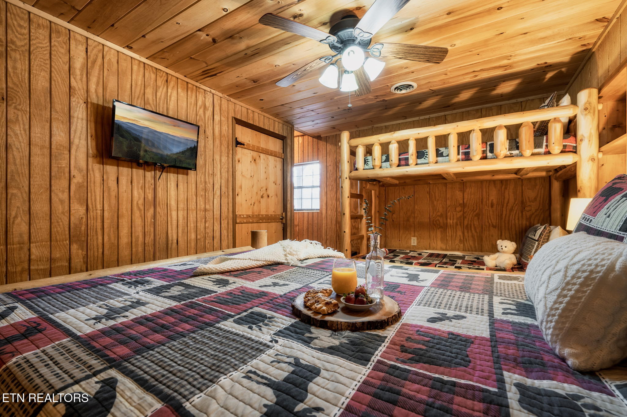 817 Ridgefield Drive Sevierville, TN 37876 - Photo 26 of 39 64-web-or-mls-817RidgefieldDr-65