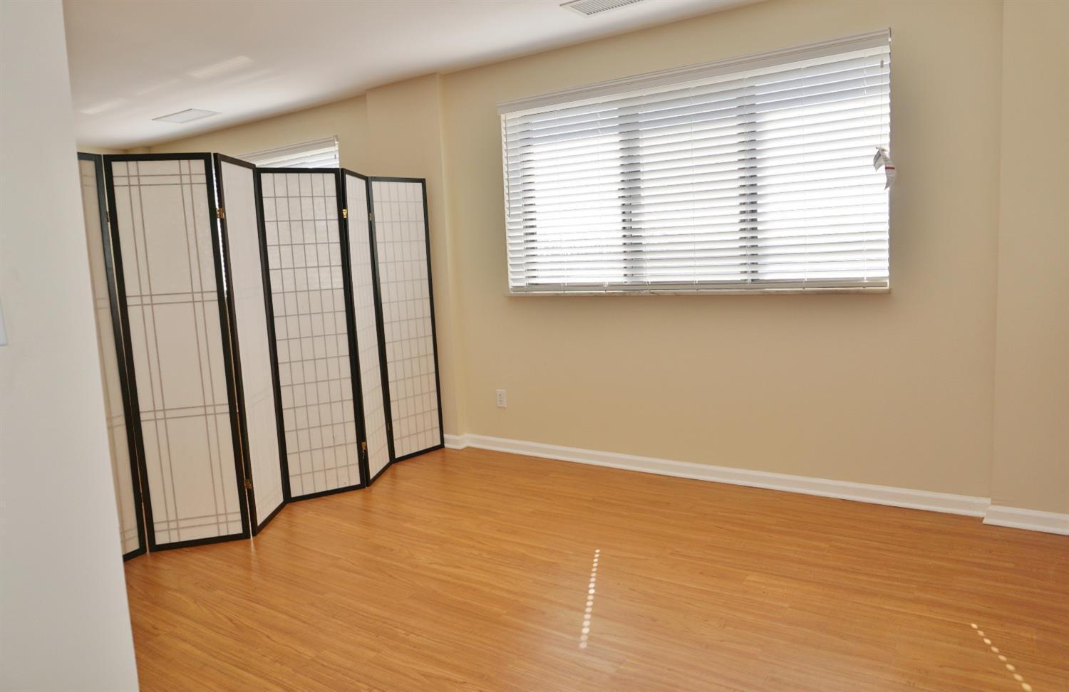 5300 Hamilton Avenue, Unit 605 Cincinnati, OH 45224 - Photo 5 of 24
