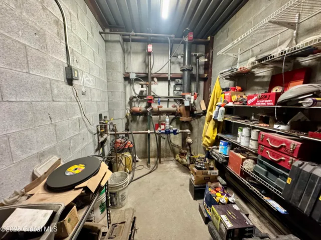 $1,900,000 | 284 Towpath Lane, Fort Edward, NY 12828