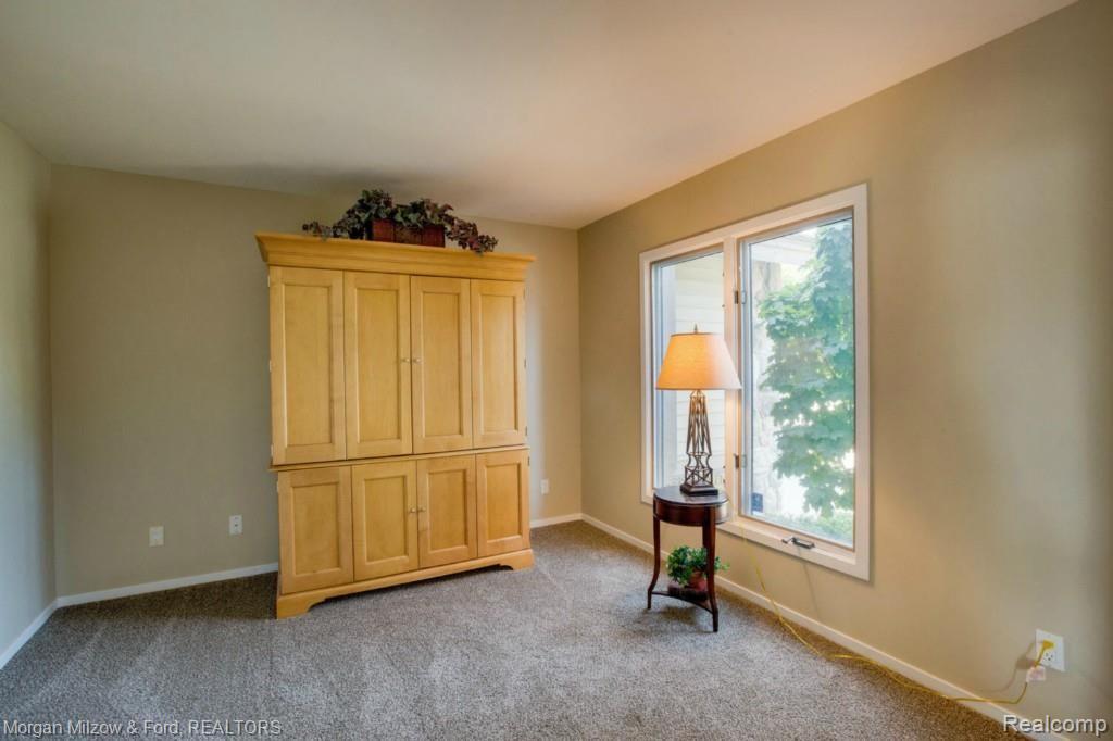 9088 Sashabaw Road Clarkston, MI 48348 - Photo 17 of 39 17.jpg
