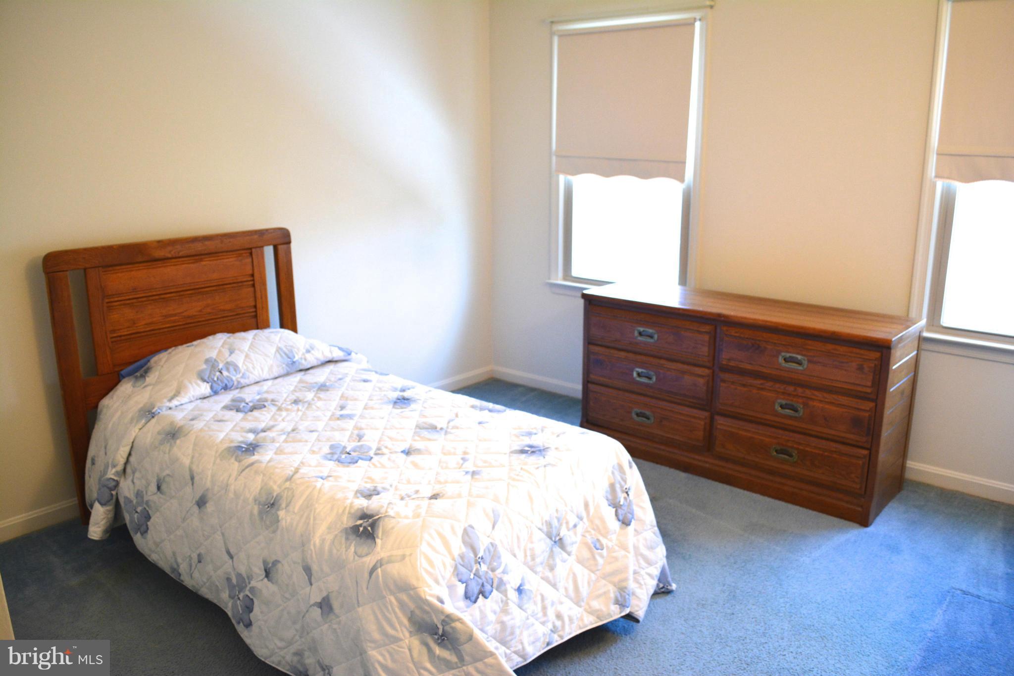 14901 Hatteras Way Silver Spring, MD 20906 - Photo 18 of 30 2n bedroom (very spacious)