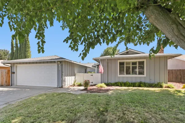 $525,000 | 410 Monte Vista Drive, Woodland, CA 95695