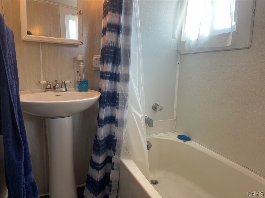 401 Stone Street Oneida, NY 13421 - Photo 29 of 31