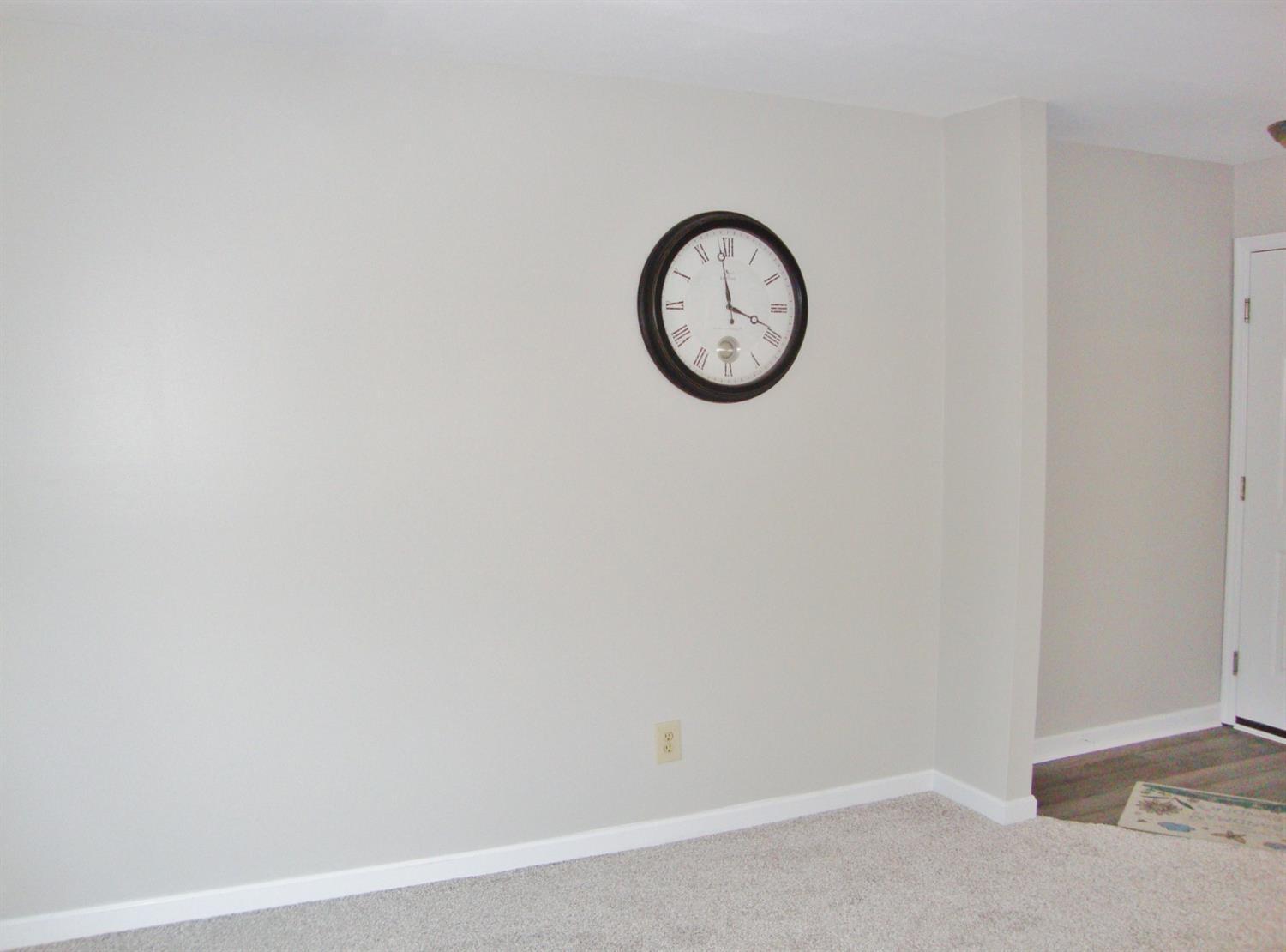 3381 Diehl Road, Unit 6 Cincinnati, OH 45211 - Photo 14 of 37 Gallery Image 14