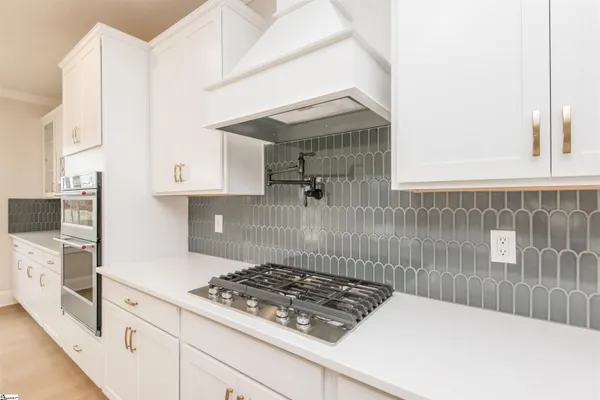 $828,098 | 222 Holly Br Road, Piedmont, SC 29673