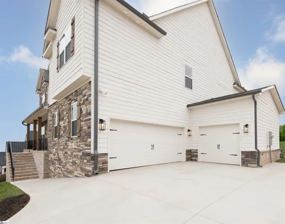 $828,098 | 222 Holly Br Road, Piedmont, SC 29673