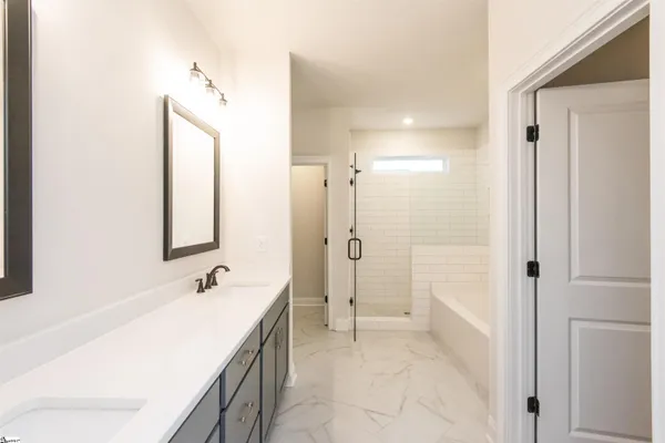 $828,098 | 222 Holly Br Road, Piedmont, SC 29673