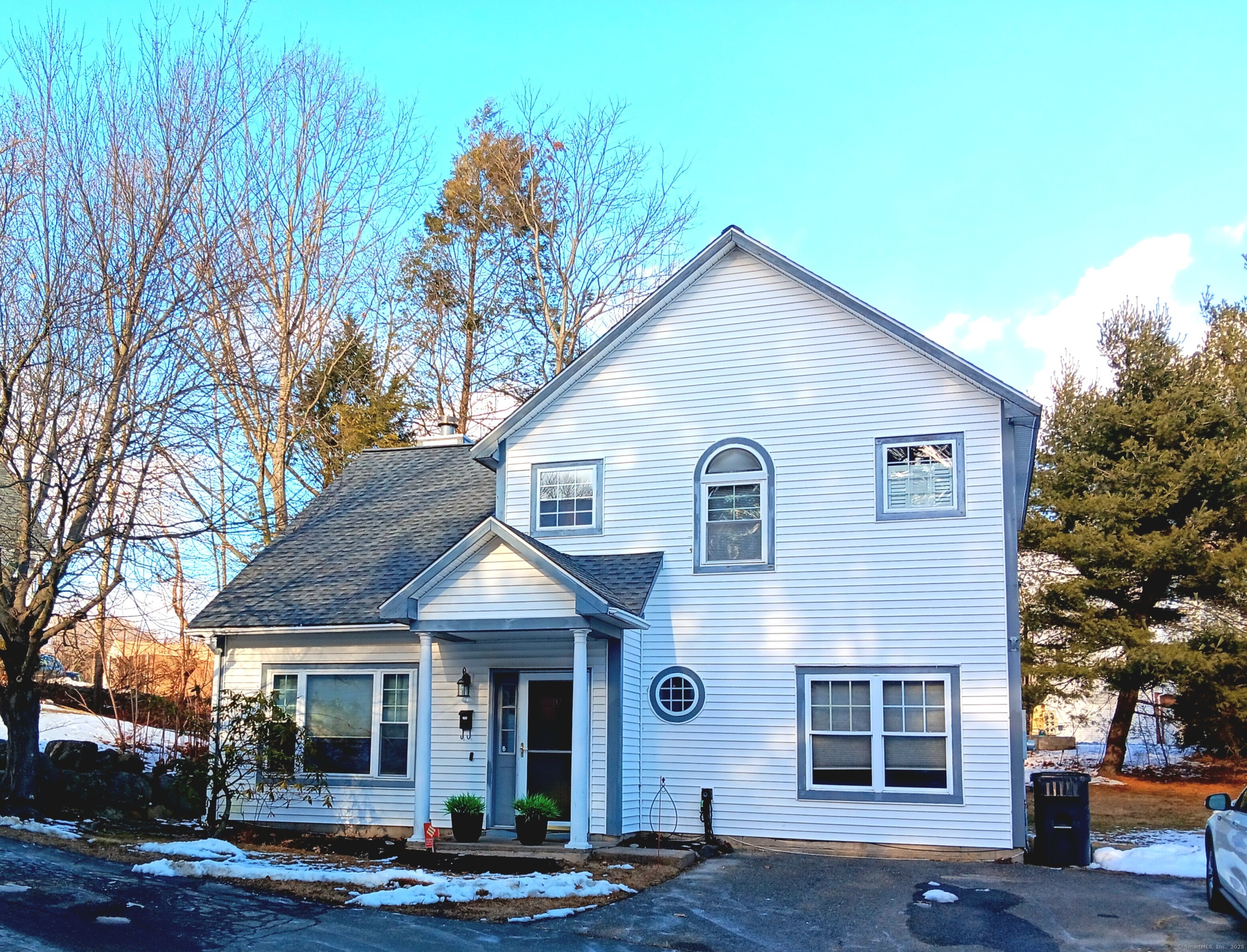 905 Oronoke Road, Unit 10 Waterbury, CT 06708 - Photo 1 of 1