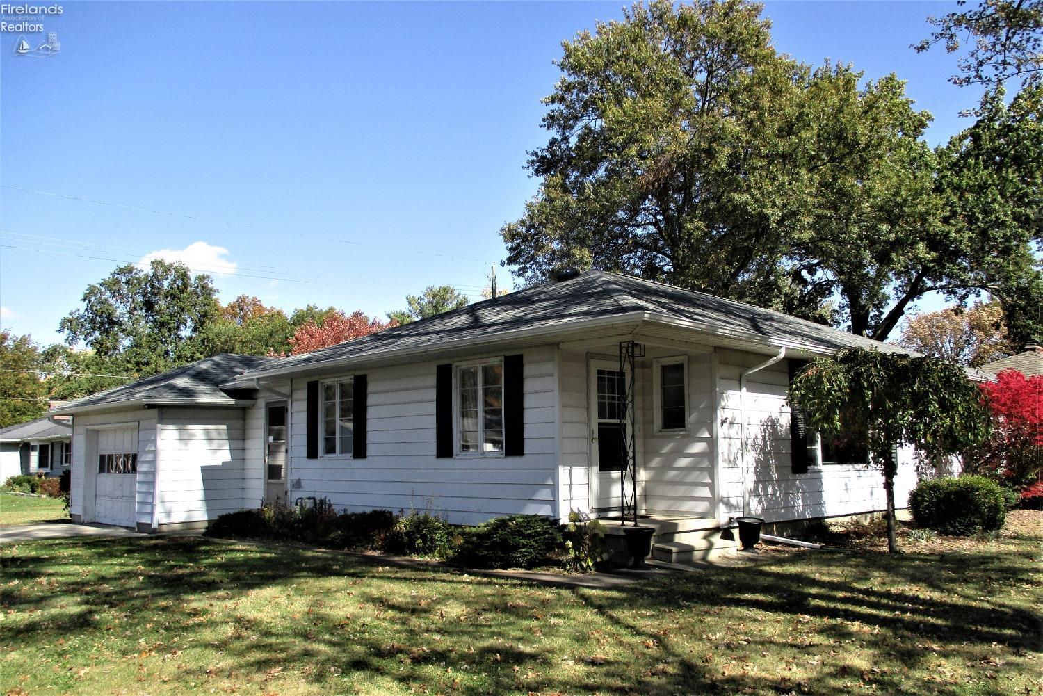 115 Lincoln Road Tiffin, OH 44883 - Photo 1 of 24 Gallery Image 1