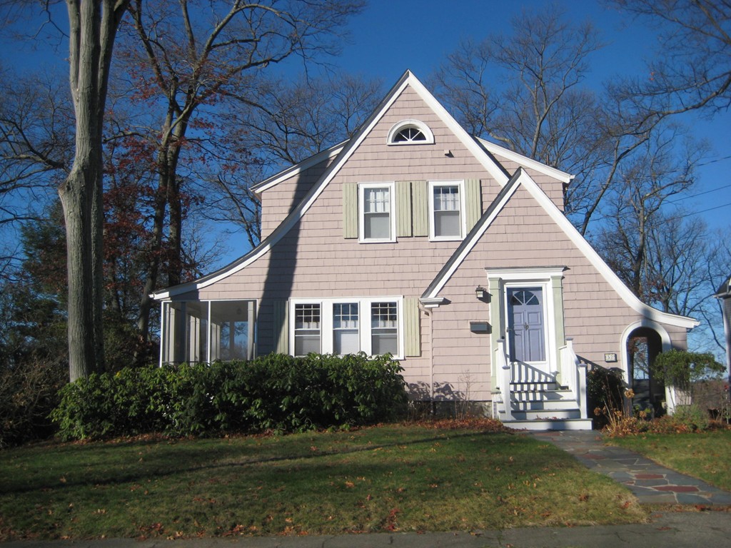 32 Oakhurst Circle Needham, MA 02492 - Photo 1 of 21 Gallery Image 1